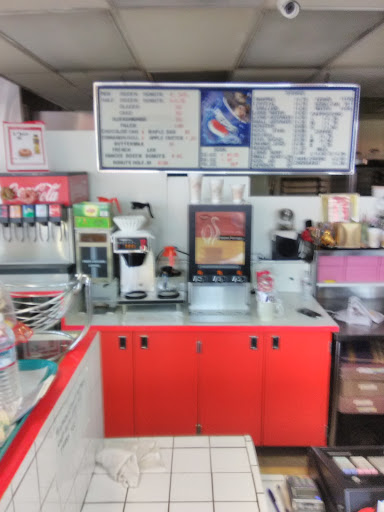 Donut Shop «Supreme Donuts», reviews and photos, 1595 N Palm Ave, Fresno, CA 93728, USA