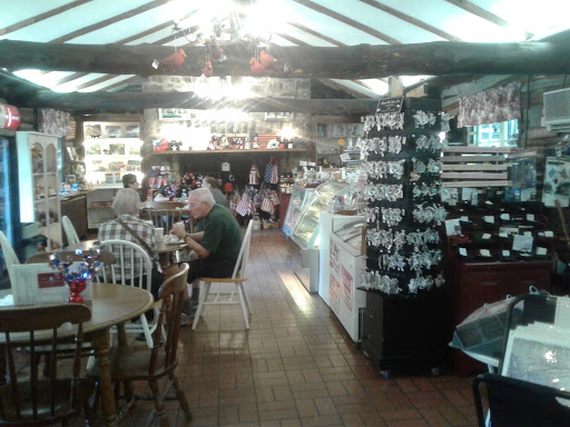 Gift Shop «Washington Memorial Chapel Cabin Shop», reviews and photos, PA-23 #300, Valley Forge, PA 19481, USA