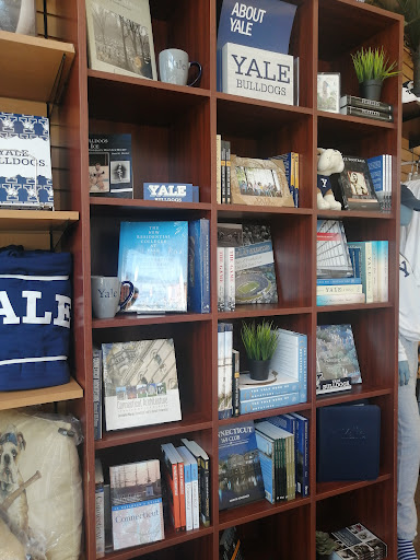 Book Store «Yale University Bookstore», reviews and photos, 77 Broadway, New Haven, CT 06511, USA
