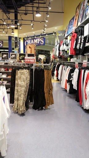 Champs Sports