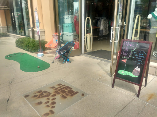 Outdoor Sports Store «Moosejaw», reviews and photos, 154 Adams Rd, Rochester Hills, MI 48309, USA