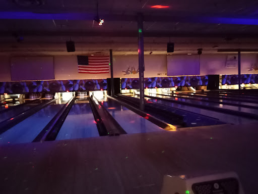 Bowling Alley «Oak Ridge Bowling Center», reviews and photos, 246 S Illinois Ave, Oak Ridge, TN 37830, USA