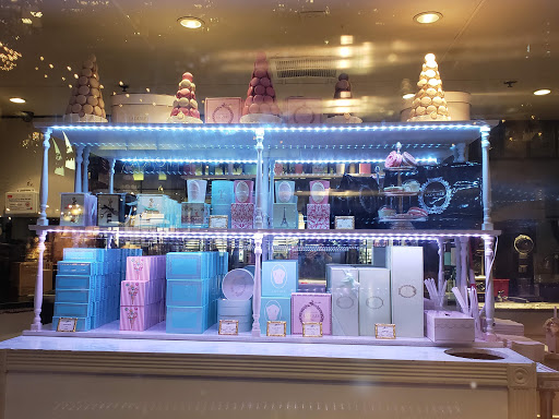 Shopping Mall «The Americana at Brand», reviews and photos, 889 Americana Way suite 330, Glendale, CA 91210, USA