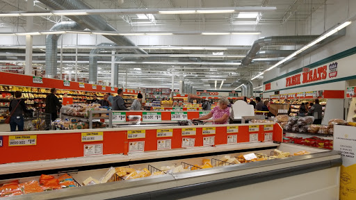 Supermarket «WinCo Foods», reviews and photos, 855 Davis St, Vacaville, CA 95687, USA