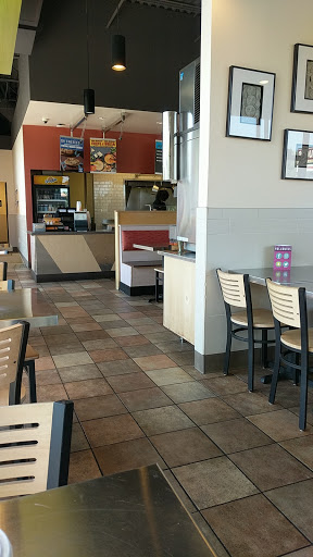 Mexican Restaurant «QDOBA Mexican Eats», reviews and photos, 1013 W Brandon Blvd, Brandon, FL 33511, USA