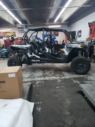 Motorcycle Dealer «RideNow Powersports Phoenix», reviews and photos, 17202 N Cave Creek Rd, Phoenix, AZ 85032, USA