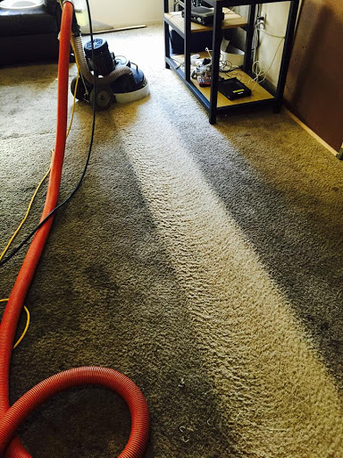 Carpet cleaning service Fresno