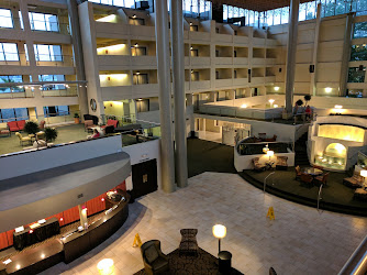 Crowne Plaza Indianapolis-Airport, an IHG Hotel