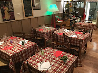 Atmosphère du Restaurant La Bugade à Seyne - n°1