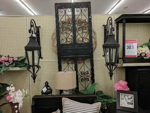 Craft Store «Hobby Lobby», reviews and photos, 6718 Gilmore Rd, Hamilton, OH 45011, USA