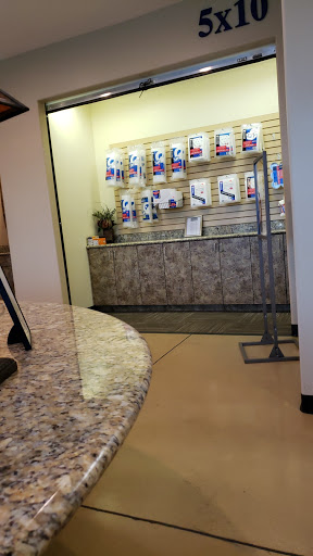 RV Storage Facility «Anaheim Fullerton Storage», reviews and photos, 711 La Palma Ave, Anaheim, CA 92801, USA