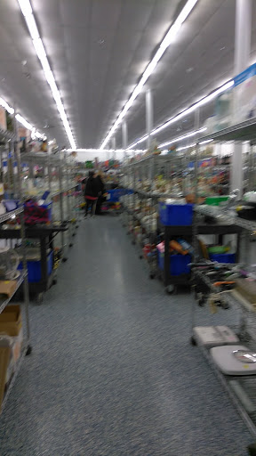 Thrift Store «St Vincent de Paul Kenosha Thrift Store», reviews and photos, 7531 30th Ave, Kenosha, WI 53142, USA