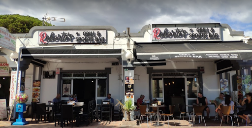 Roberto's Grill & Sports Bar