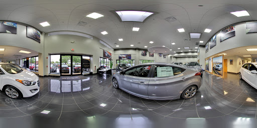 Hyundai Dealer «Knauz Hyundai», reviews and photos, 775 Rockland Rd, Lake Bluff, IL 60044, USA