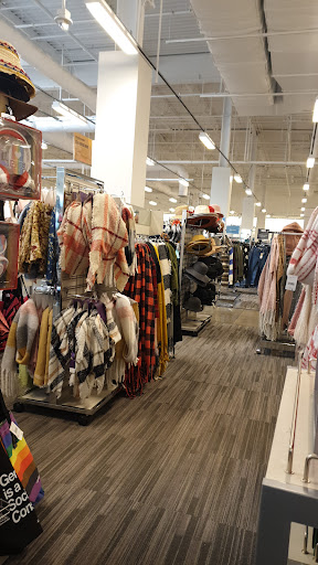Department Store «Fashion Outlets of Chicago Nordstrom Rack», reviews and photos, 5220 Fashion Outlets Way #2325, Rosemont, IL 60018, USA