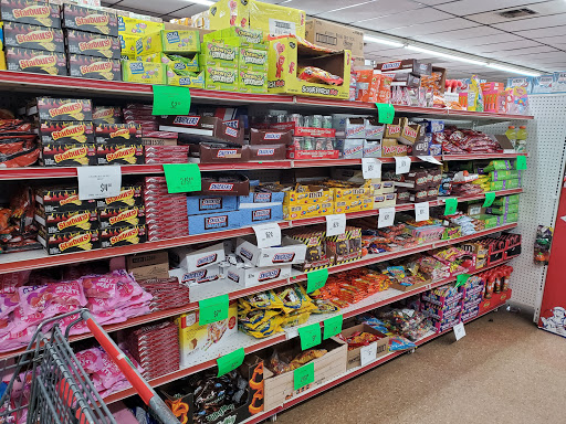 Grocery Store «The Salvage Store Discount Grocery», reviews and photos, 82540 LA-25, Folsom, LA 70437, USA