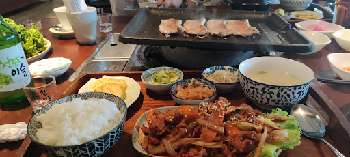 SURA Restaurante Coreano