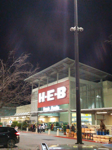 Grocery Store «H-E-B plus!», reviews and photos, 800 Dallas Hwy, Waxahachie, TX 75165, USA