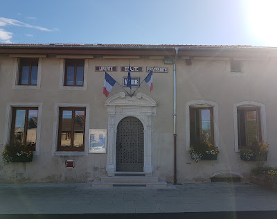 Mairie de Méréville à Méréville