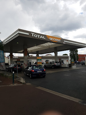 Access - TotalEnergies à Gennevilliers