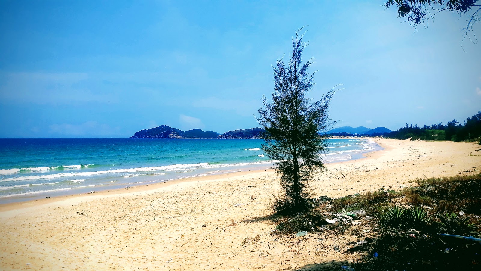 Fotografija Hoa Thanh Beach in naselje