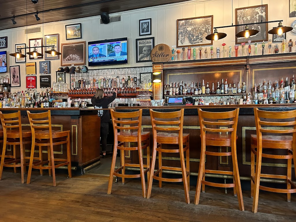 Crystal Beer Parlor 31401