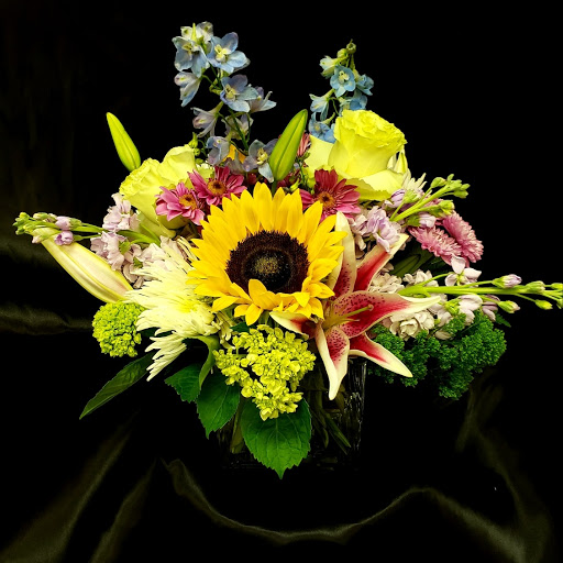 Florist «Mills & Young Florists», reviews and photos, 7122 Dixie Hwy, Louisville, KY 40258, USA