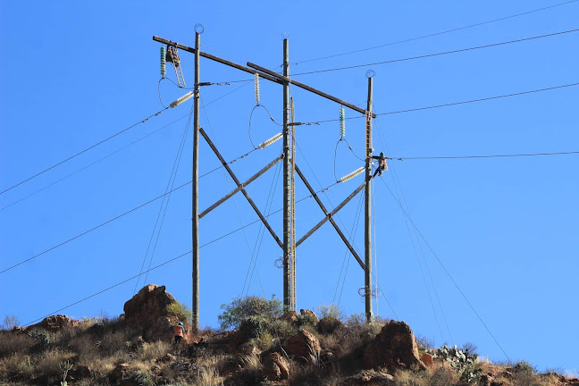 J&T SERVICIOS GENERALES S.A.C - Electricista