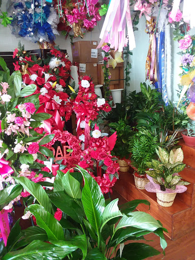 Florist «Send Your Love Flowers & Balloons», reviews and photos, 1417 SW Military Dr, San Antonio, TX 78221, USA