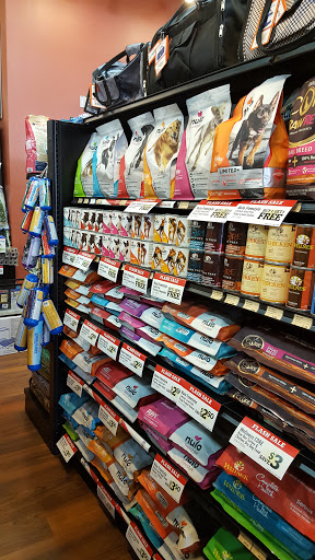Pet Store «Pet Valu», reviews and photos, 37 Monroe Turnpike, Trumbull, CT 06611, USA