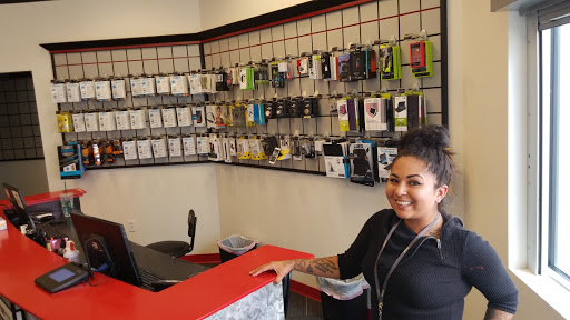 Cell Phone Store «Verizon Wireless - Cellular Plus», reviews and photos, 3500 River Point Pkwy, Sheridan, CO 80110, USA