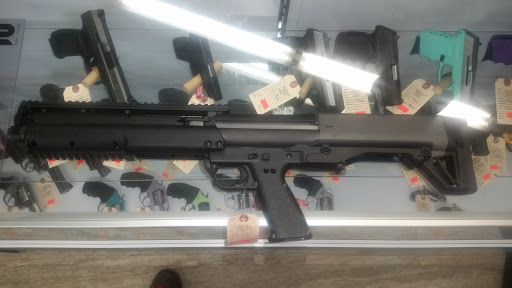 Gun Shop «TJ Gun Sales», reviews and photos, 1294 OR-99W, McMinnville, OR 97128, USA