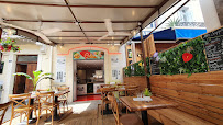 Atmosphère du Restaurant de sundae Les givrés à Vallon-Pont-d'Arc - n°1
