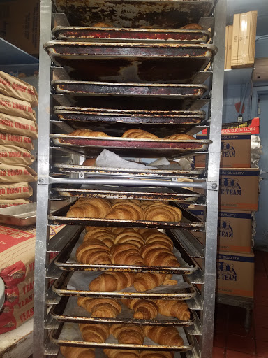 Donut Shop «Jelly Donut», reviews and photos, 1615 W Texas St, Fairfield, CA 94533, USA