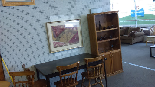 Thrift Store «Teen Challenge», reviews and photos