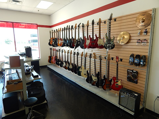 Pawn Shop «Eagle Pawn & Jewelry», reviews and photos, 1400 W Battlefield Rd, Springfield, MO 65807, USA