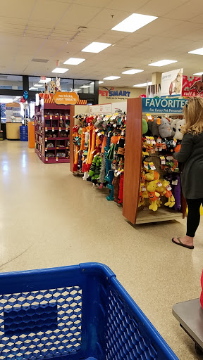 Pet Supply Store «PetSmart», reviews and photos, 2 Brick Plaza, Brick, NJ 08723, USA