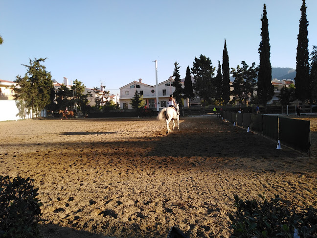 Καζαντζάκη 3, Γέρακας 153 44