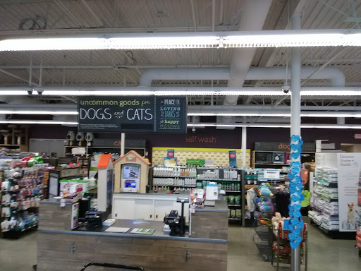 Pet Supply Store «Petco Animal Supplies», reviews and photos, 4480 S Cobb Dr B, Smyrna, GA 30080, USA