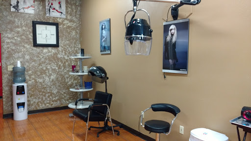 Revolution Beauty Salon