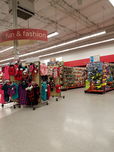 Pet Supply Store «Petco Animal Supplies», reviews and photos, 2341 Claribel Rd, Riverbank, CA 95367, USA