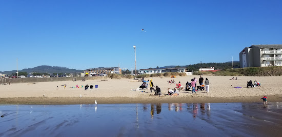 D River Beach