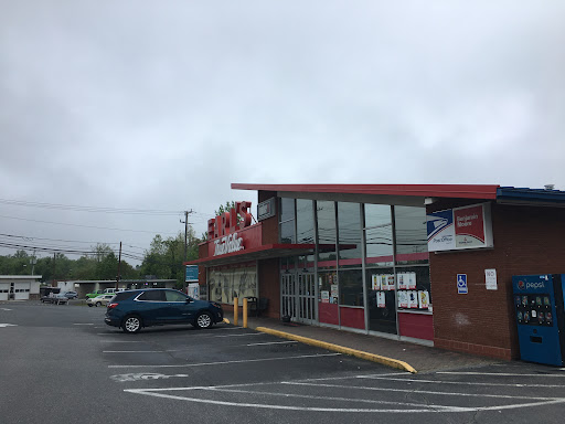 Home Improvement Store «Earls True Value Hardware», reviews and photos, 300 Chatham Heights Rd, Fredericksburg, VA 22405, USA