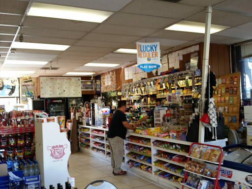 Liquor Store «Liquor Mart», reviews and photos, 2044 E Colorado Blvd #1, Pasadena, CA 91107, USA