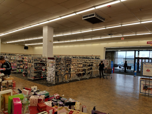 Clothing Store «Burlington Coat Factory», reviews and photos, 6055 E Main St, Columbus, OH 43213, USA