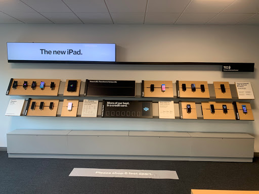 Cell Phone Store «Verizon», reviews and photos, 2531 S Lapeer Rd, Orion Charter Township, MI 48360, USA