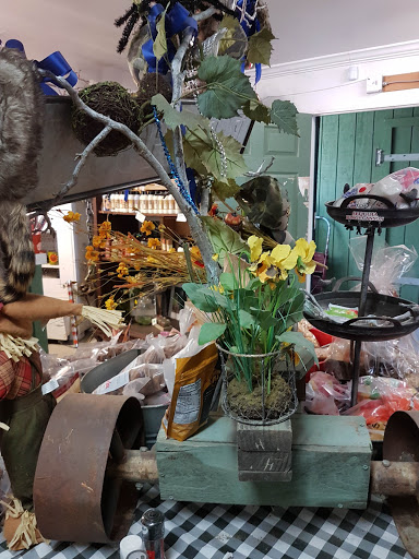 Florist «Sequoia Flowers Produce & More», reviews and photos, 20940 Ave 296, Exeter, CA 93221, USA