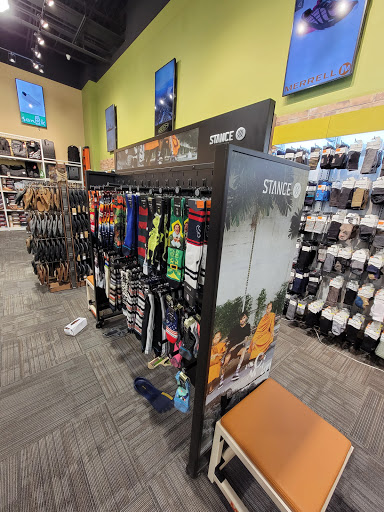 Shoe Store «MetroShoe Warehouse», reviews and photos, 2308 24th Ave NW, Norman, OK 73069, USA