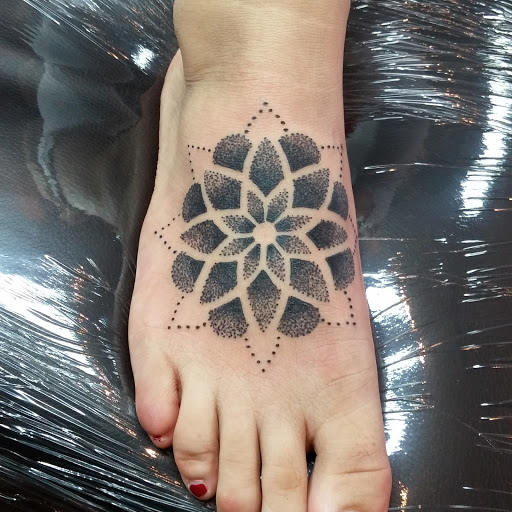 Tattoo Shop «Nova Tattoo Studio», reviews and photos, 4938 N Lombard St, Portland, OR 97203, USA