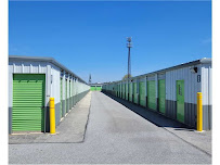 Extra Space Storage - Photo 2 - Car repair in York, PA, York
